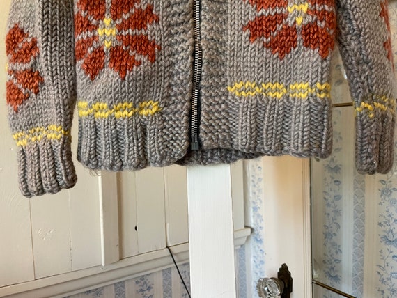 Vintage kids' wool sweater / handmade Cowichan st… - image 3