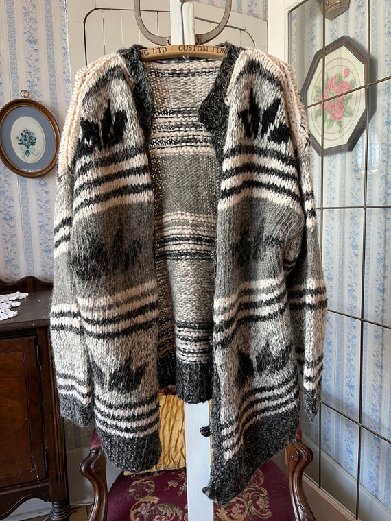 Vintage grey and black wool sweater, long handmad… - image 7