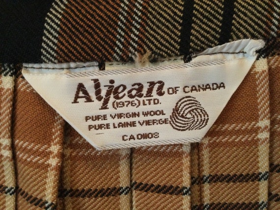 Vintage wool plaid kilt, skirt (B089) in brown, t… - image 8