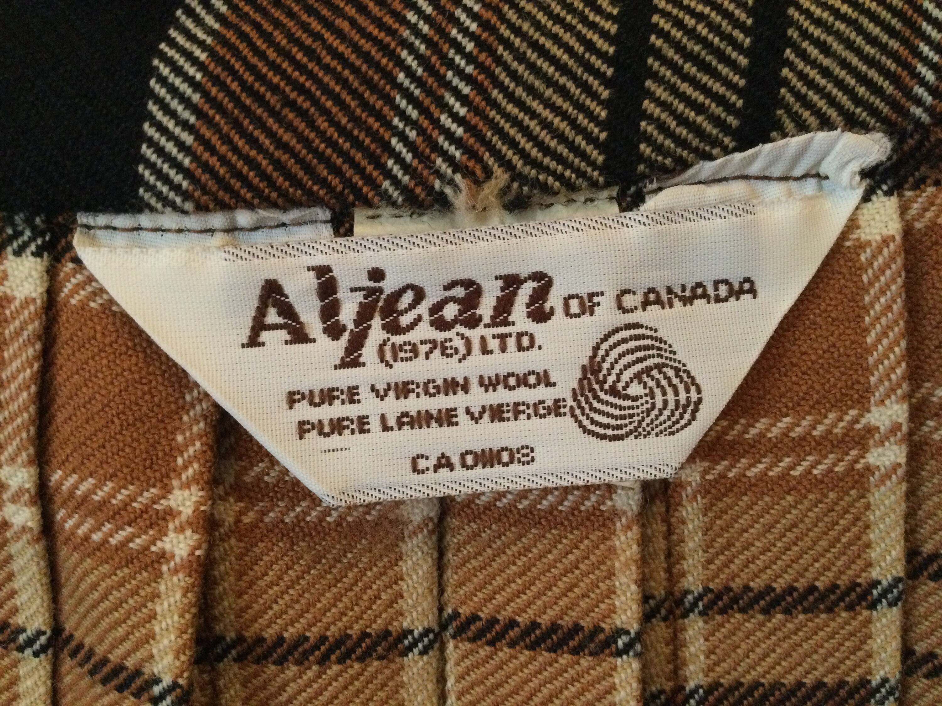 Vintage Wool Plaid Kilt, Skirt (B089) in Brown, Tan, Black