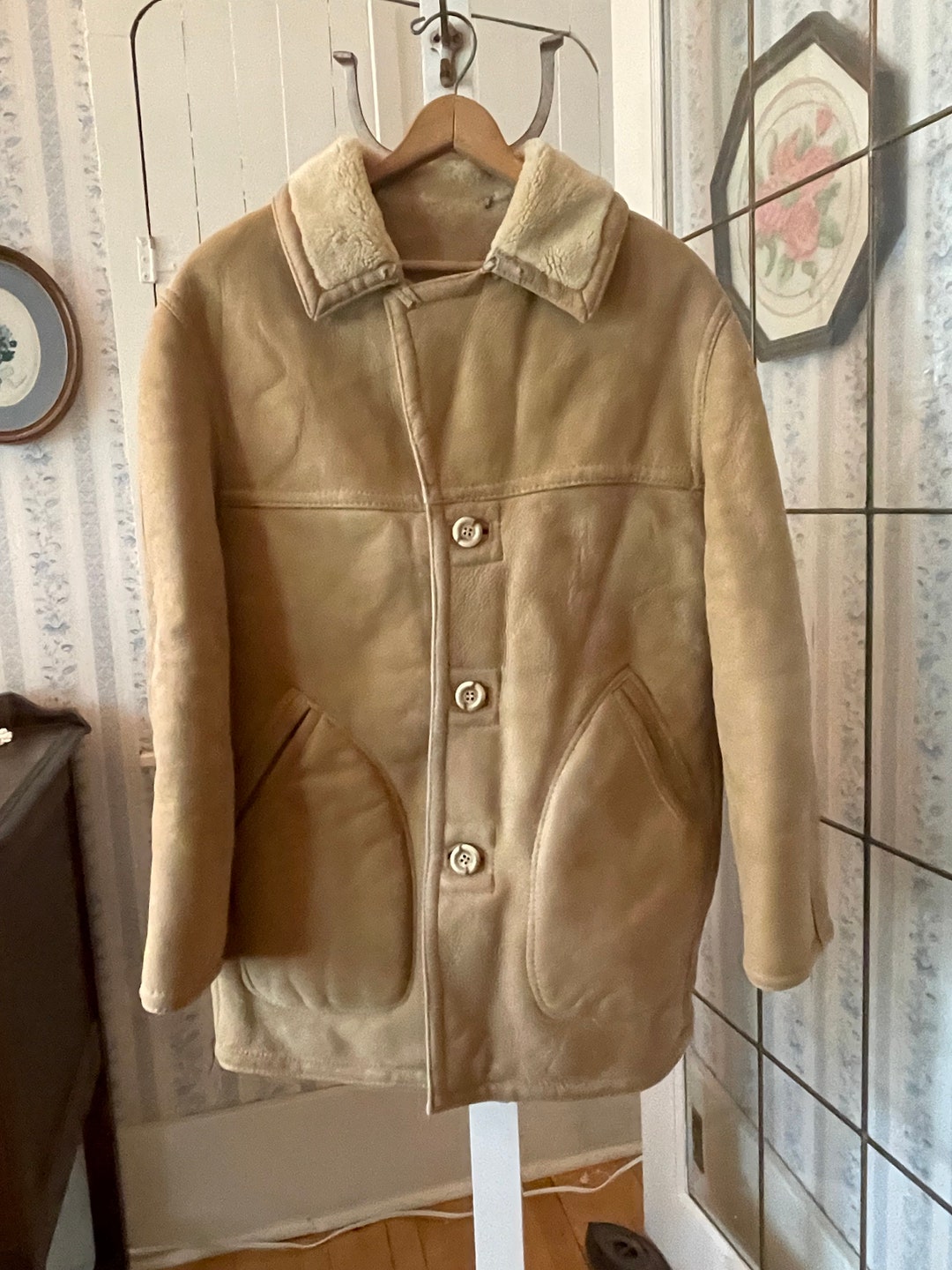 Vintage Sheepskin Coat, Shearling Coat, Jacket C034, Made in England Spring Lamb Coat, Overcoat, Shearling Sheepskin Coat - Etsy Vintage Sheepskin Coat, Shearling Coat, Jacket C034, Made in England Spring Lamb Coat, Overcoat, Shearling Sheepskin Coat - Etsy