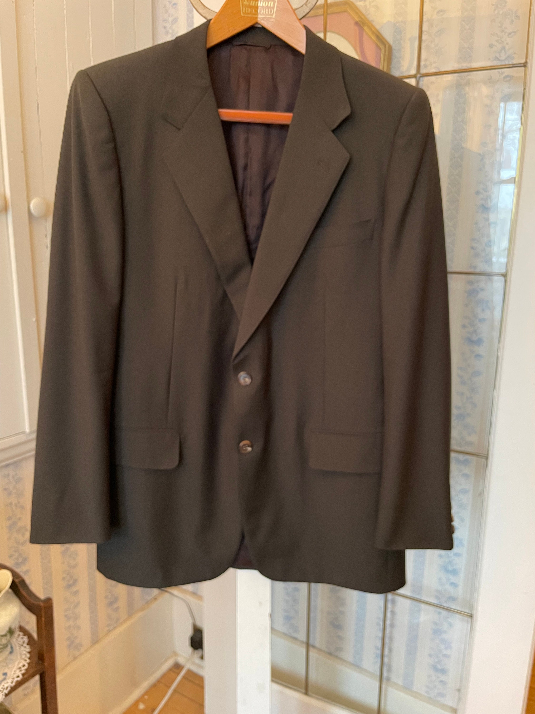 discounted online sales Vintage brown jacket, blazer, sport coat (B772),  dark brown lightweight wool jacket, blazer, sport coat, made in Italy