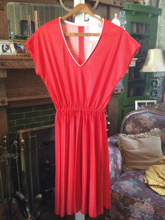 Vintage lightweight dress (A975), red with white polka dots