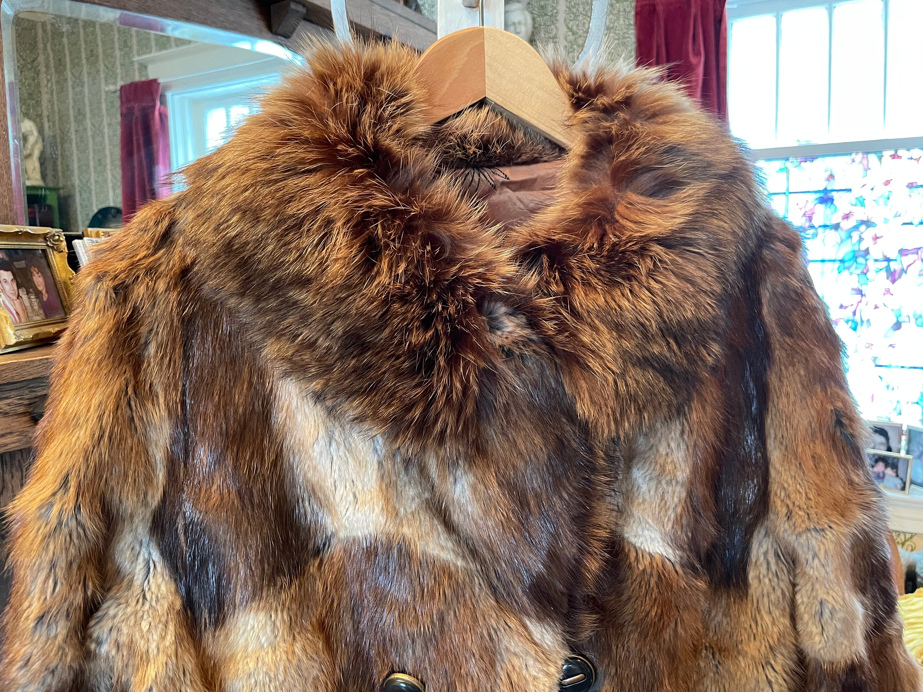 Vintage 1970s Genuine Muskrat Fur Coat (B152) With Patchwork Vintage 1970s Genuine Muskrat Fur Coat (B152) With Patchwork