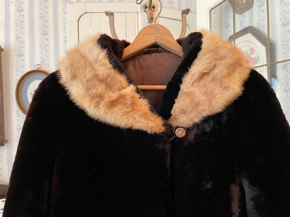 Vintage Fur Coat, Dark Brown Mouton Coat C415, Very Dark Brown Mouton Fur Coat With Champagne Mink Collar, Winter Coat, Long Coat - Etsy Vintage Fur Coat, Dark Brown Mouton Coat C415, Very Dark Brown Mouton Fur Coat With Champagne Mink Collar, Winter Coat, Long Coat - Etsy