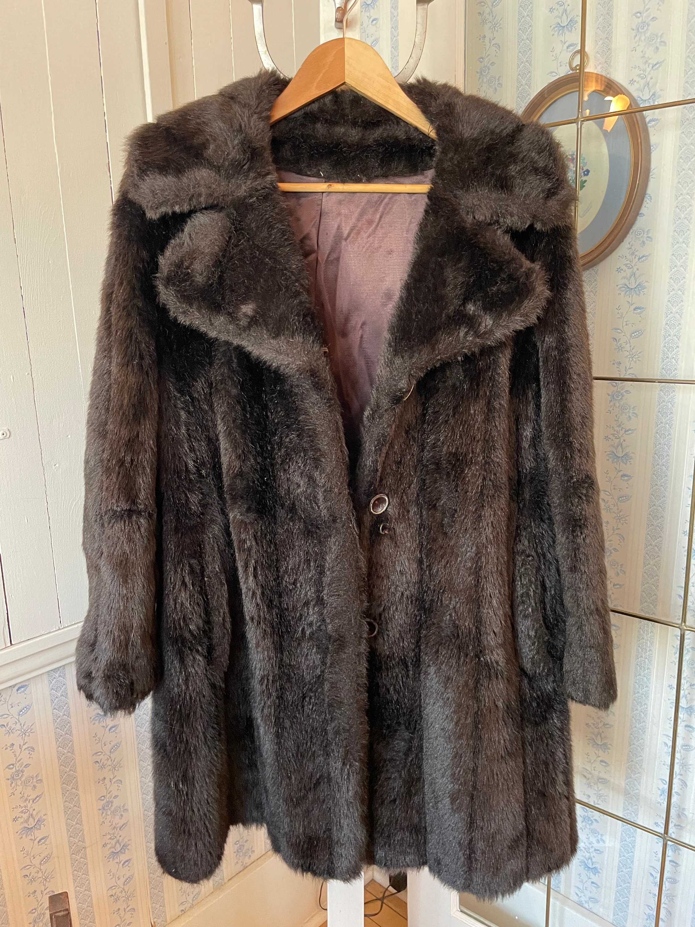 ジャケット・アウター vintage fake fur long coat Vintage Faux Fur, Long Full Lenght Beige Fox Mink Coat