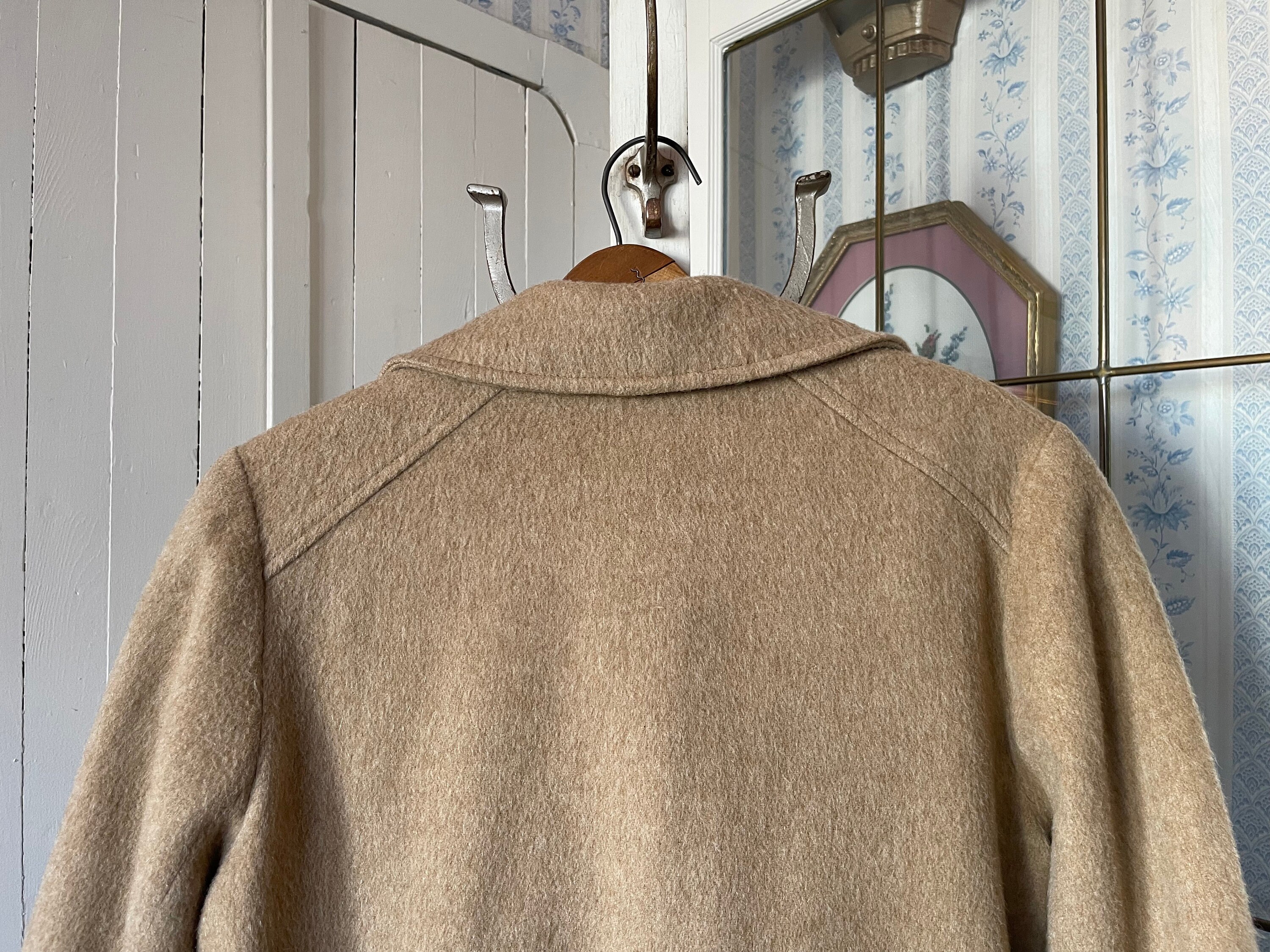 ジャケット・アウター elu. Ragdoll short coat Beige/ Ivory elu. Ragdoll short coat Ivory