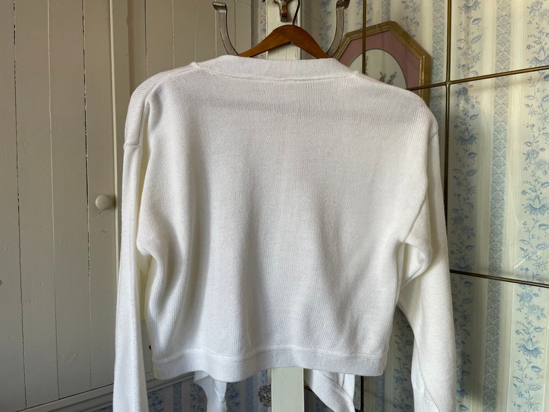 pull cache-cœur vintage, pull cache-cœur blanc, cardigan B786, châle acrylique blanc. pull croisé, cardigan image 8