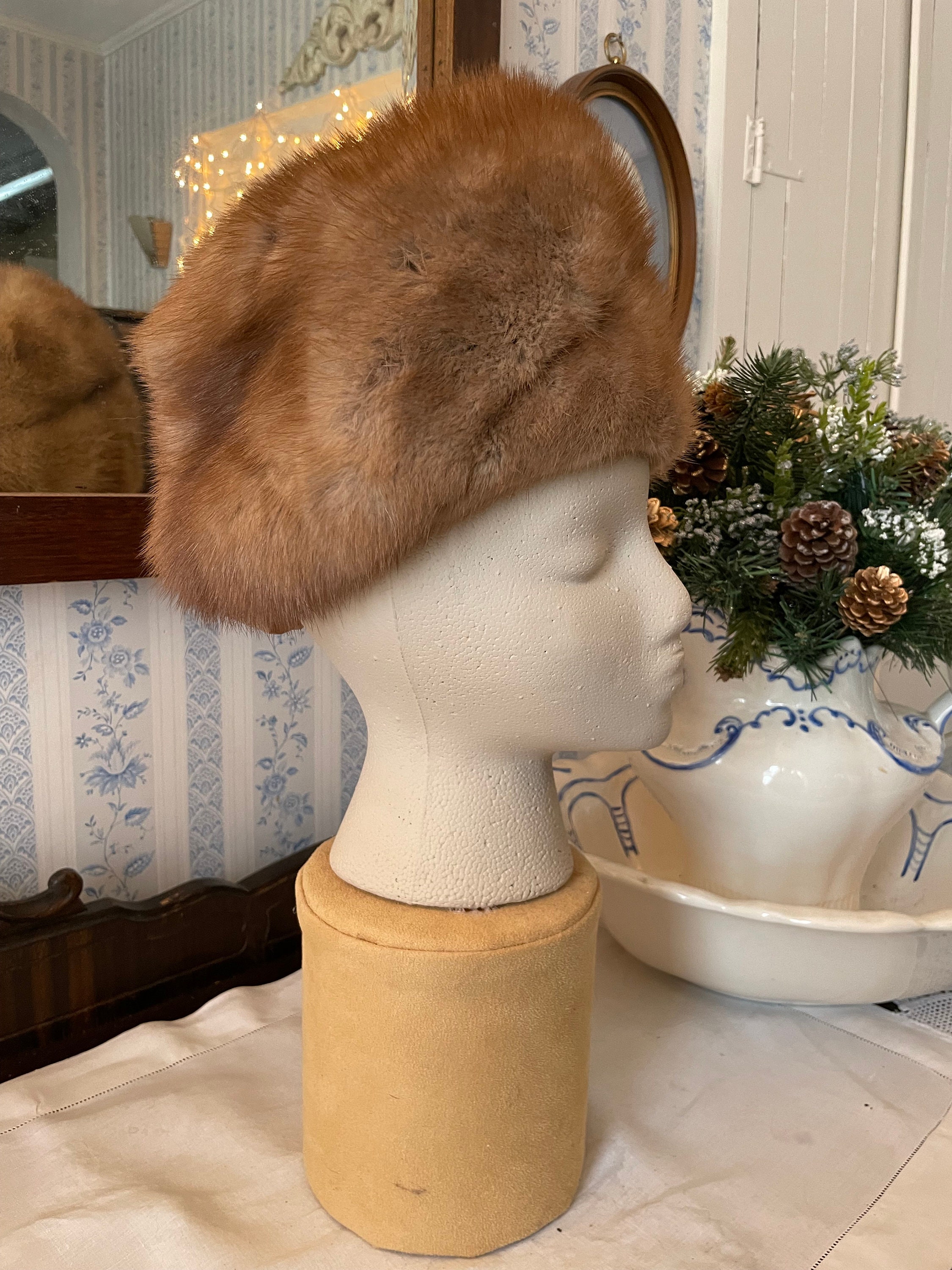 Vintage Mink Fur Hat, Light Brown Winter Hat (B845), Light  display picture 3
