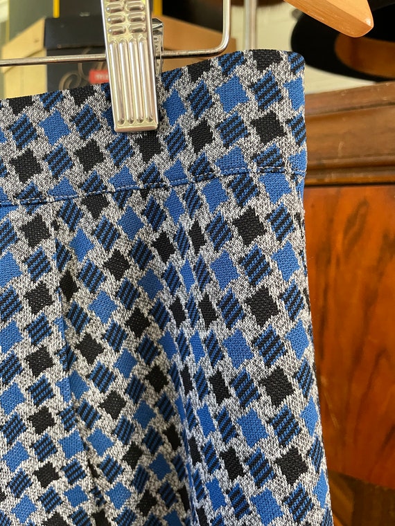 Vintage blue pants, polyester knit patterned pant… - image 5