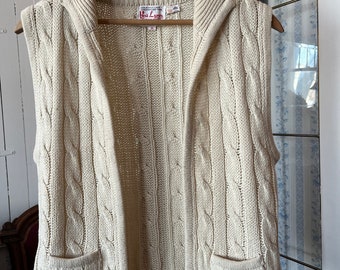 Vintage beige vest, beige knit waistcoat (C473), beige acrylic knit vest, open front vest, cable knit vest, waistcoat
