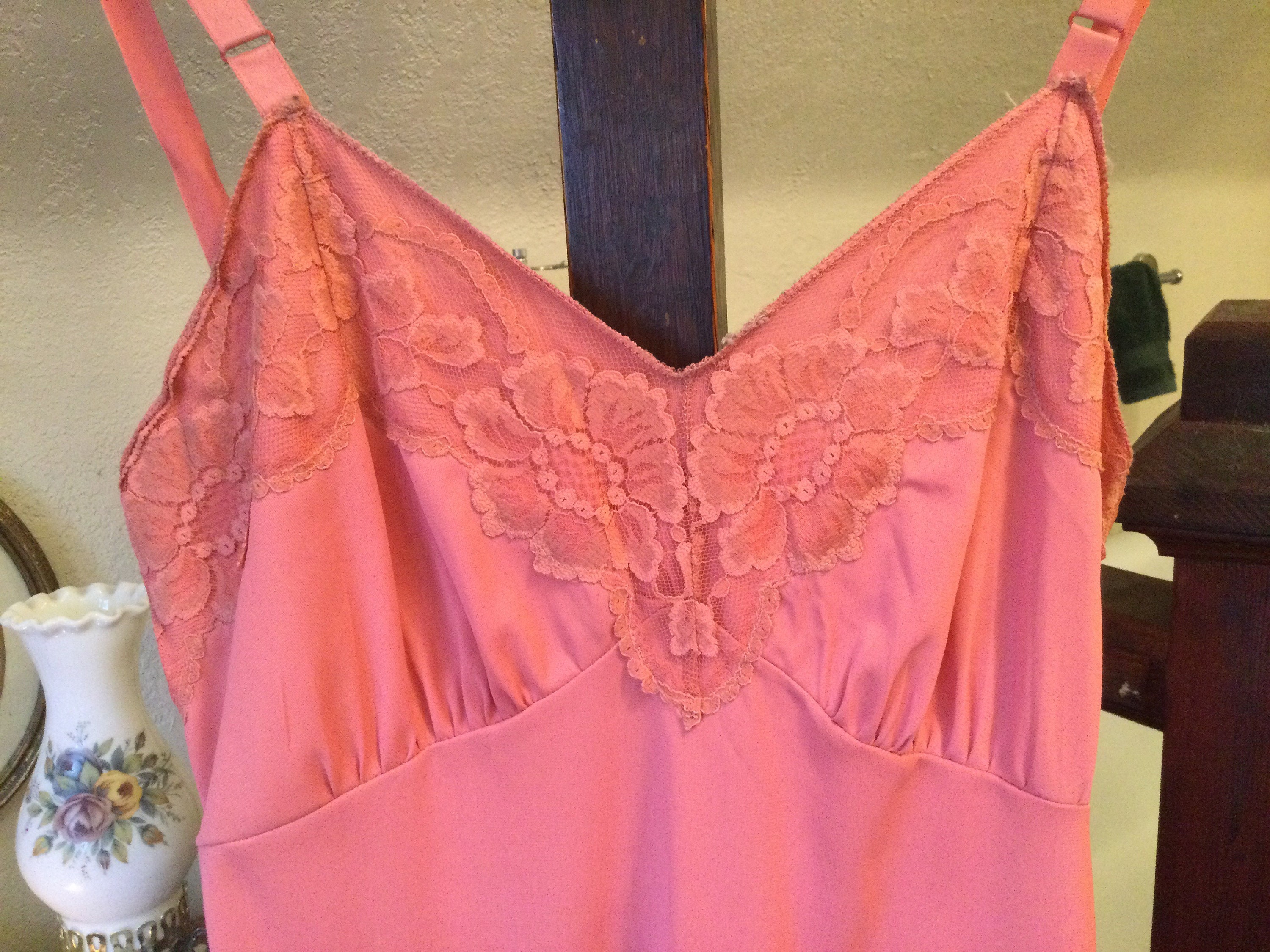 Vintage Pink Slip (B072) With Lace Trim and Floral Applique