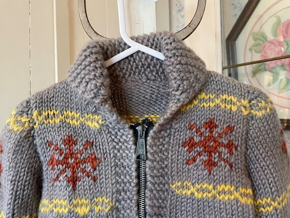Vintage kids' wool sweater / handmade Cowichan st… - image 2