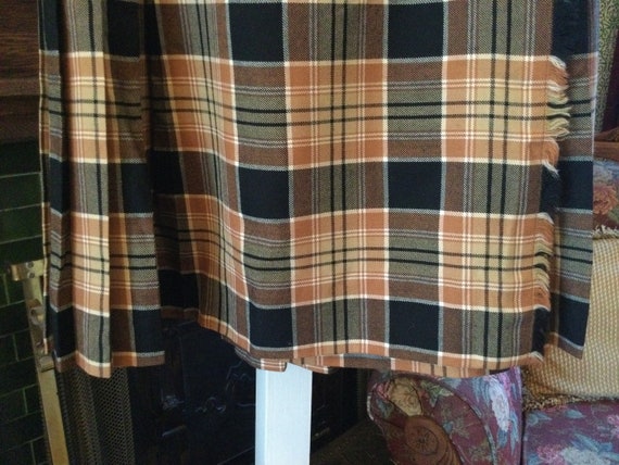Vintage wool plaid kilt, skirt (B089) in brown, t… - image 4