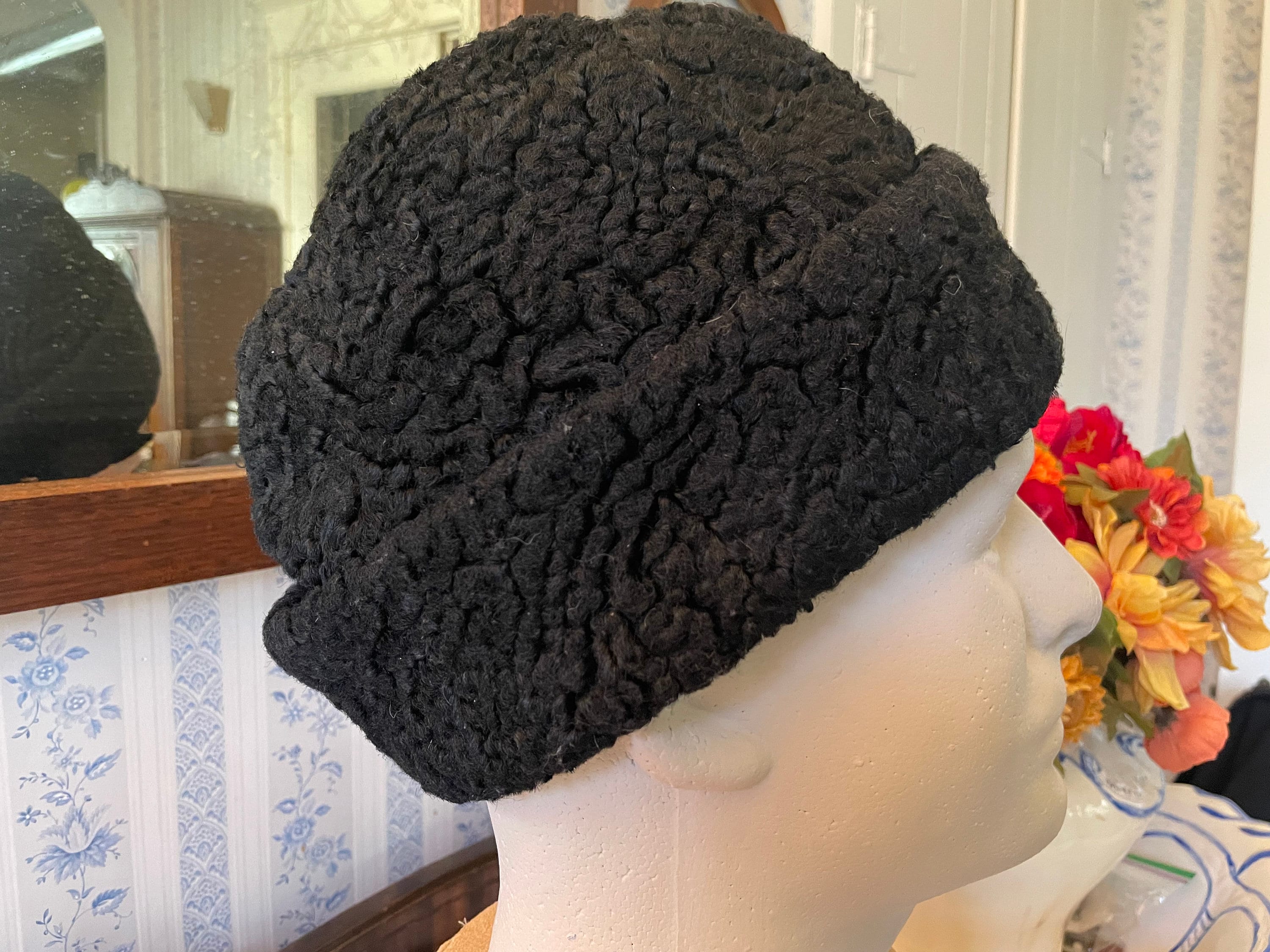 WONDERFUL VINTAGE FAUX LAMB HAT~CUTE&COZY Handmade Crochet Lamb Hood - Vintage Cozy Adjustable Cap - Etsy main image 2