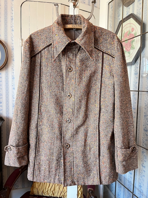 Vintage brown tweed jacket, brown and orange shirt