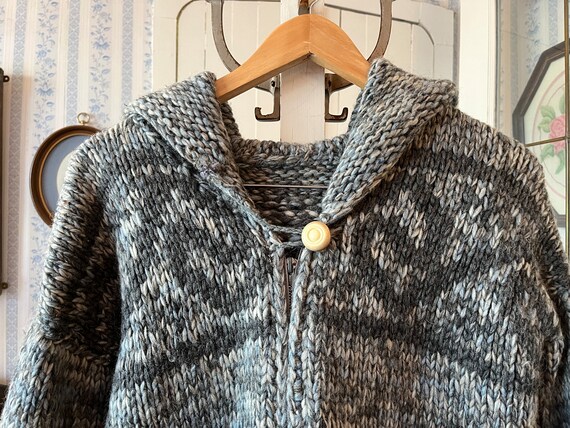 Vintage handmade blue sweater, hand knit blue and… - image 2