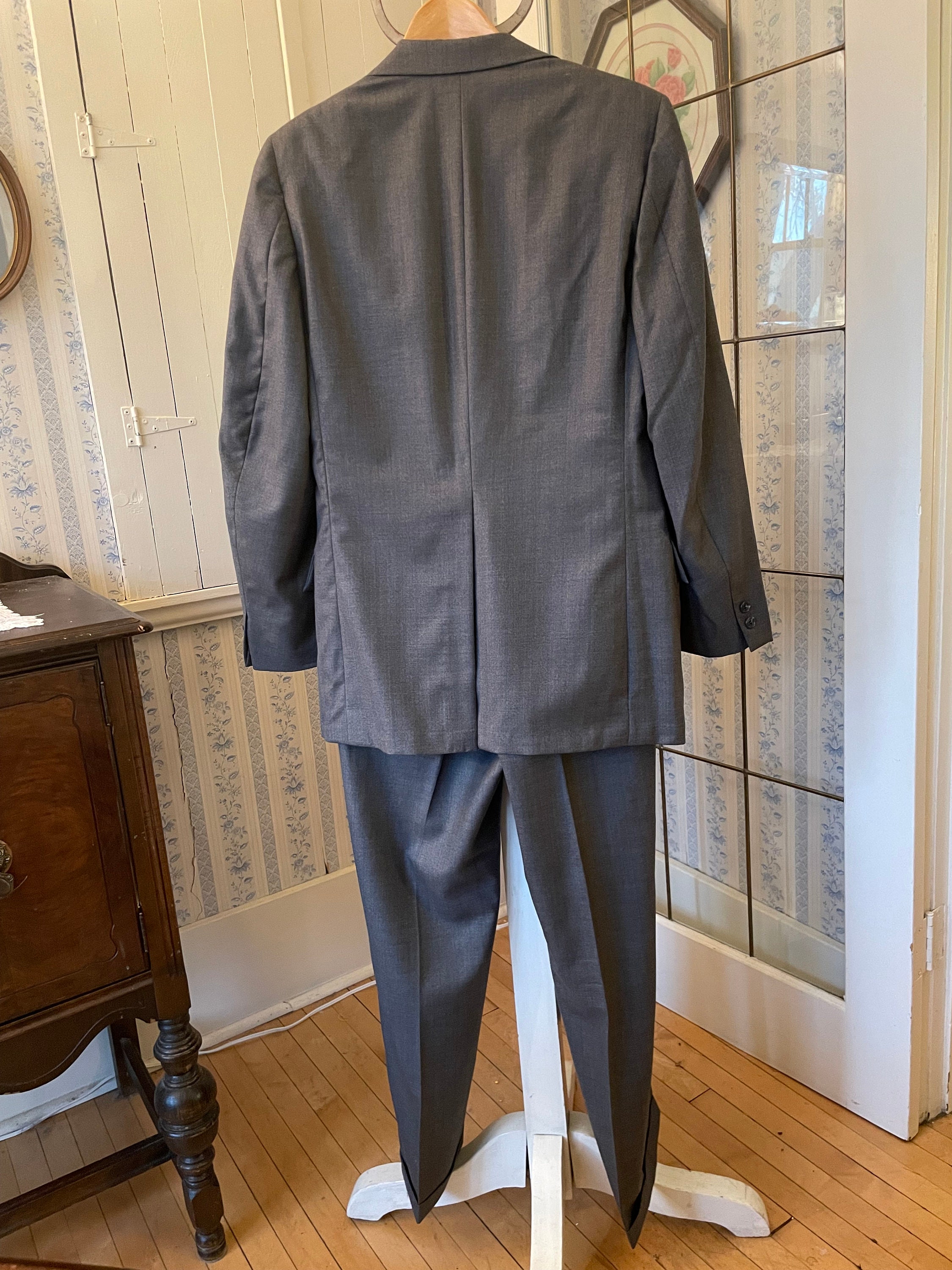LA brand Suay towel jacket. Size XS but is an | Depop