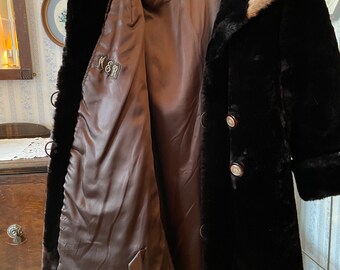 アクレント　Fake mouton fur coat Vintage Faux Mouton Fur Coat (B148), Dark Brown With Light