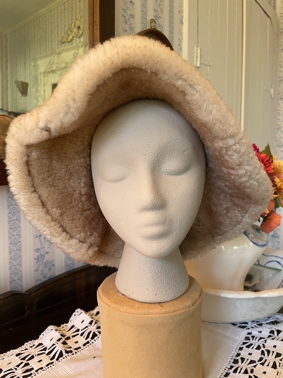 Vintage sheepskin hat, sheepskin winter hat (B660… - image 4