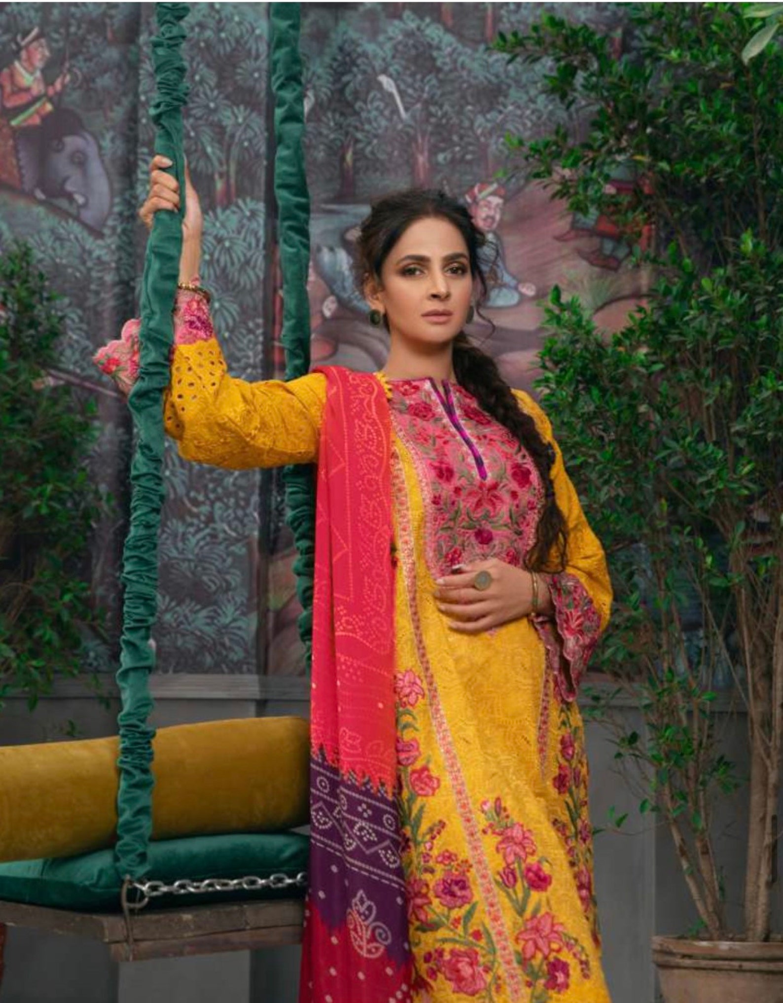 Maryam Hussain Luxury festive Lawn 2021 saba Qamar large size Etsy