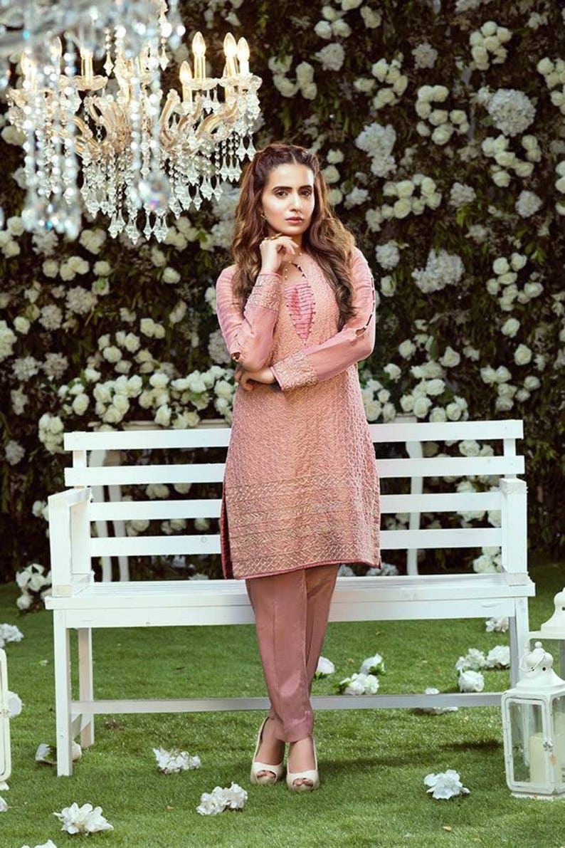 Size,Small FREE SHIPPING! Gulaal Pret Fancy Kurtis with whole embroidery on the whole short Large sammy k agha noor khaadi Medium