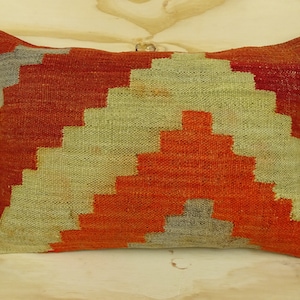 Handmade Turkish Kilim Pillow Cover: Wool Lumber Cushion (16&quot;x24&quot;)