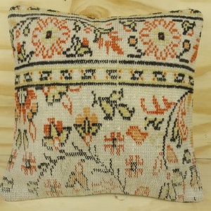 Handmade Wool Pillow Cover: Vintage Floral Design (20x20)