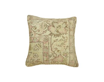 Vintage Turkish Rug Pillow Cover / Light Khaki 20x20 Inch / Coastal Apartment Decor