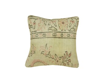 Vintage Turkish Rug Pillow Cover / Light Khaki 20x20 Inch / Country Studio Accent