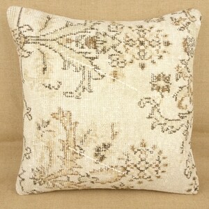 Handmade Oushak Wool Carpet Pillow Cover: Turkish Pastel Rug, 20x20