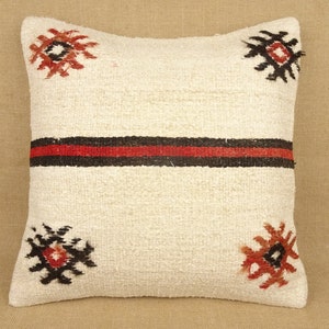 Striped Hemp Kilim Pillow Cover: Bohemian Throw Pillow (20x20 inch)
