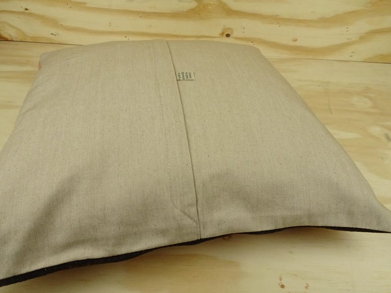 Vintage Persian Design Rug Pillow Cover: 20x20 inch,Home Living Sofa Decor Pillows. image 7