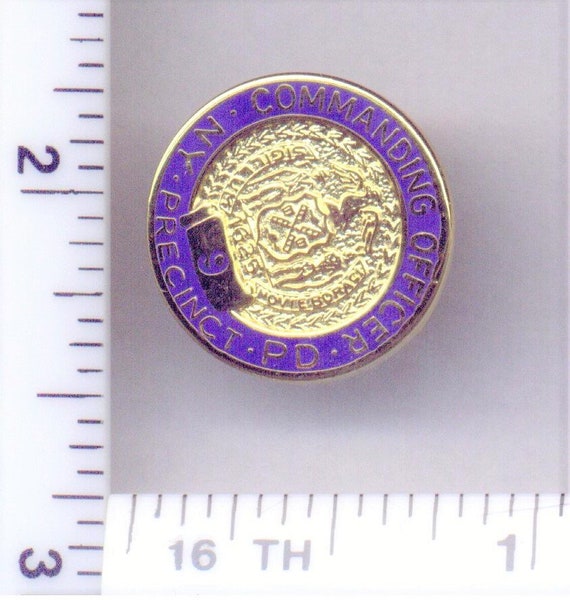 9th Precinct Commanding Officer Pin (New York Pol… - image 1