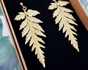 Real fern leaf earrings gold made from brass, Nature-inspired jewelry, Botanical beauty Gifts for Her, Artistic jewelry inspired by plants