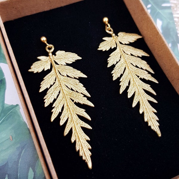 Real fern leaf earrings gold made from brass, Nature-inspired jewelry, Botanical beauty Gifts for Her, Artistic jewelry inspired by plants