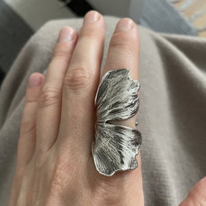 Sterling silver ginkgo leaf ring, Statement rings for her, Adjustable size ginko biloba ring, Bold bohemian jewelry, Gift for plant lover
