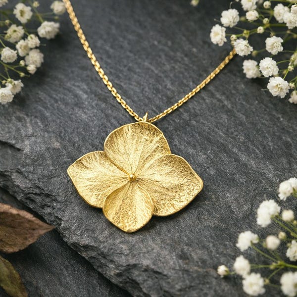 Grote ketting met hortensiabloem – echte bloemenhanger met koperen ketting, handgemaakte botanische sieraden, cadeau 4e verjaardag voor vrouw