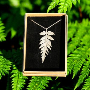 Silver fern leaf necklace with chain, Botanical jewelry, Nature inspired plant lover gift, Fern jewelry Christmas gift for her