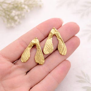 Samara maple stud earrings gold color, Botanical maple gift for wife, Bohemian plant jewelry, Hypoallergenic ear studs, Forest lover gift