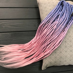5 DE - 70 DE synthetic double ended dreads blue light pink with loose ends