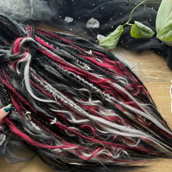 Extensions de dreadlocks gothiques mixtes, ombré noir et bordeaux, faites à la main aux États-Unis, style bohème et envoûtant