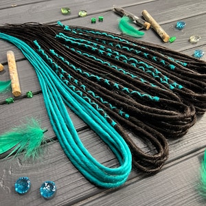 5 DE - 70 DE Synthetische doppelseitige Dreads schwarz + türkis Dread Extensions kompletter Satz doppelseitiger Dread-Akzent