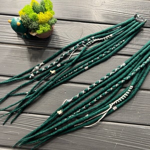 Clip in dreads wool dark emerald green bandage silver thread, silver metal beads, crow skull metal, bones beads clip in extensions creative