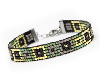 Baded Bracelet, Bead loom bracelet, Seed bead bracelet, Green Gold bracelet, Wide beaded bracelet, Beaded cuff bracelet, Bohemian bracelet