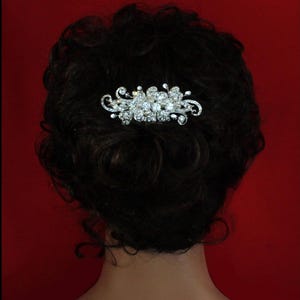Peineta de boda con flores y diamantes de imitación: joyería para el cabello de novia