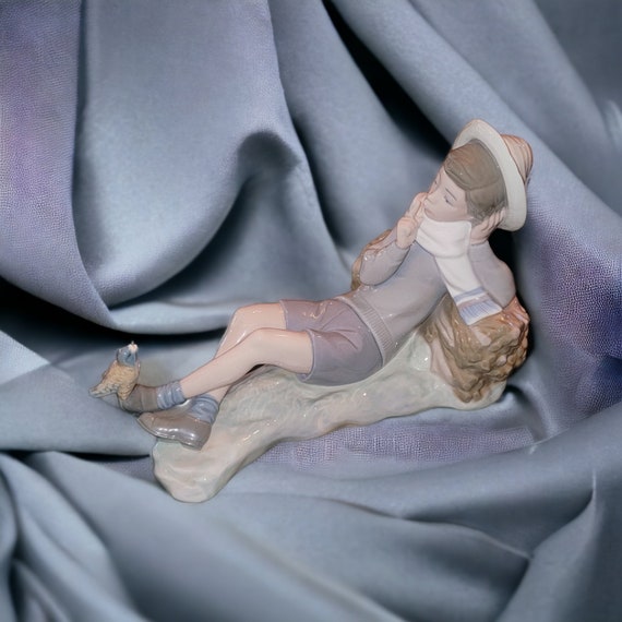 Collectible Figurine, Lladro Shepherd with Bird, Mid-Century Art and Collectibles
