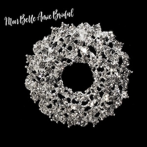 Wreath Pin | Crystal and Silver Brooch | Jewelry Pin