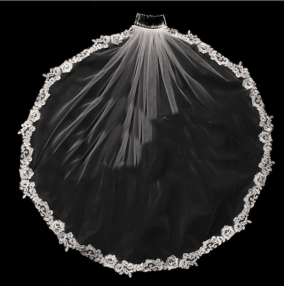 First Holy Communion Veil, Child Veil, Flower Girl Veil, Lace Edge Veil