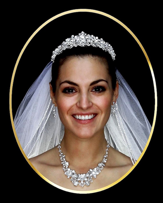 New | Wedding Veil | Swarovski Crystal | Swarovski Crystal Edge Wedding Veil | Fingertip Length Wedding Veil | Cathedral Wedding Veil